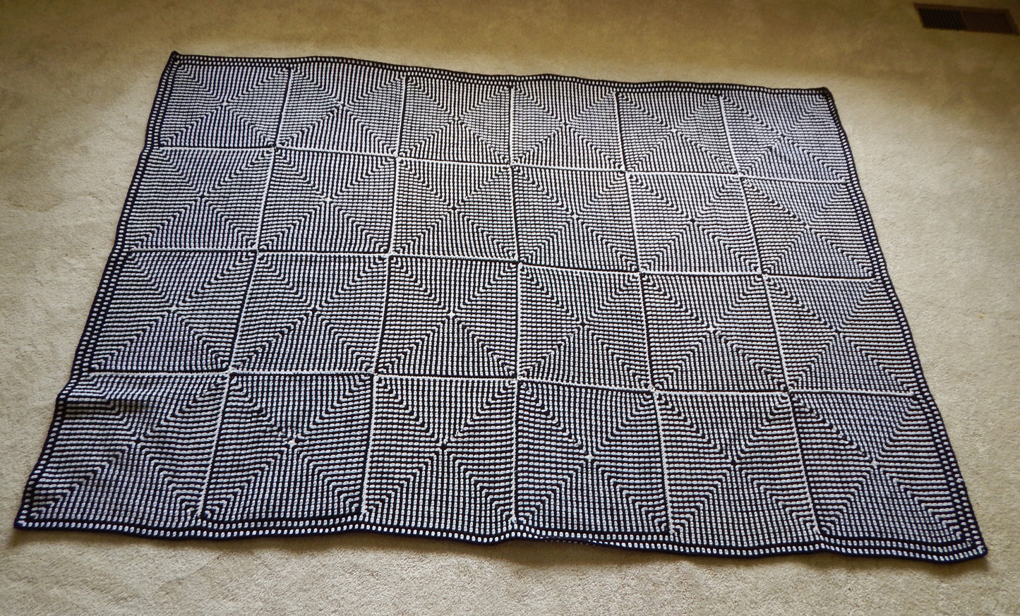Black and White Optical Illusion Crochet Blanket